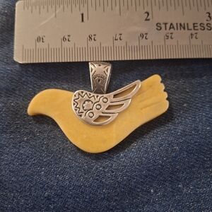 Vtg Relios Pendant Necklace - Silver Accent -